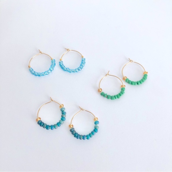New Hand Beaded Hoop Earrings Artisan Unique Gifts Iridescent Pastel Blue Aqua - Picture 7 of 7